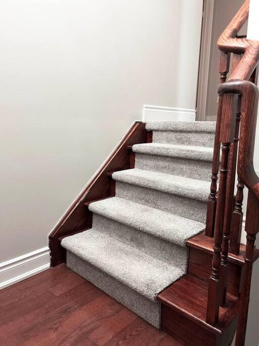 Room In Oshawa, 24/7 Security, Free Parking Εξωτερικό φωτογραφία